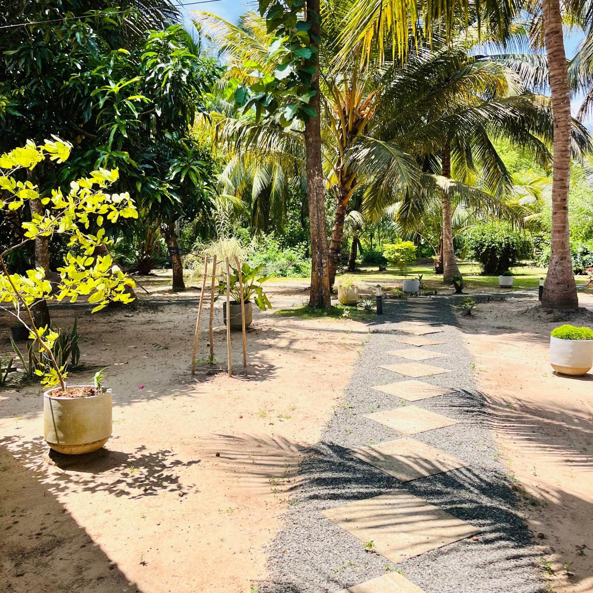 טנגלה Hanguk Lanka Lagoon Villa מראה חיצוני תמונה